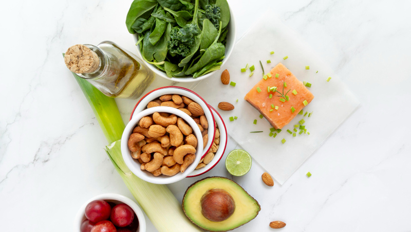Healthy Snacks for Weight Loss: Delicious & Nutritious Low-Calorie Options Healthy Snacks for Weight Loss: Delicious & Nutritious Low-Calorie Options