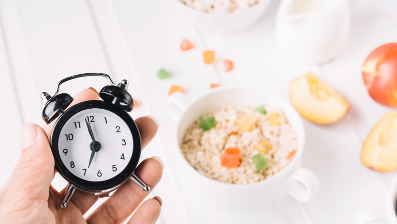 Fasting for Weight Loss: A Complete Guide to Safe and Effective Intermittent Fasting Fasting for Weight Loss: A Complete Guide to Safe and Effective Intermittent Fasting
